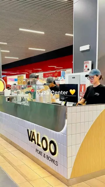 Mostrador de Valoo en Plaza Center Tarapoto